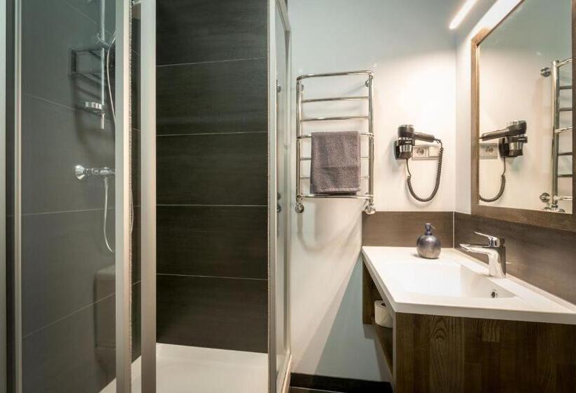 豪华房间, Kolumbs