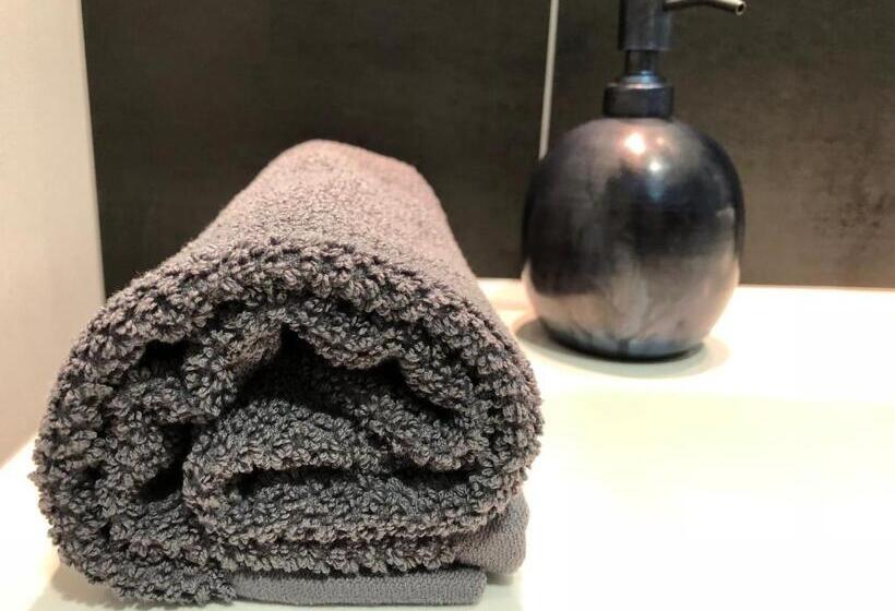 豪华房间, Kolumbs