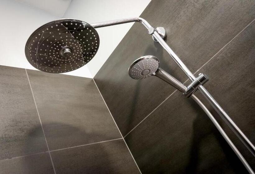 豪华房间, Kolumbs