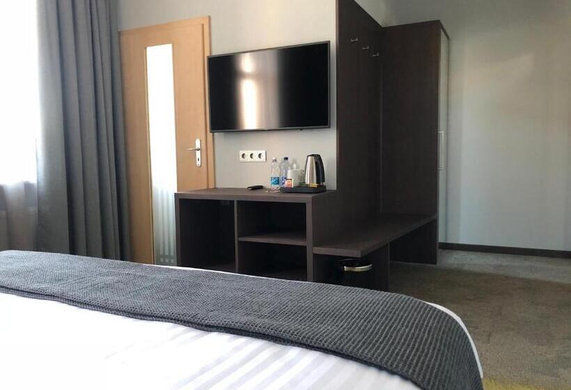 豪华房间, Kolumbs