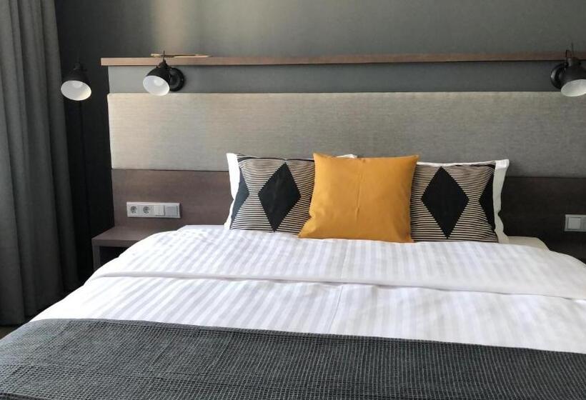 豪华房间, Kolumbs