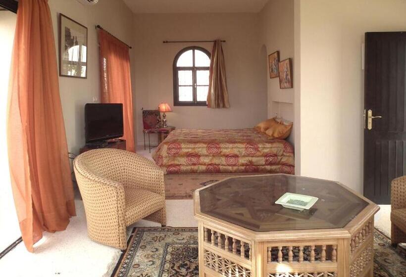 小型套房, Les Cyprès