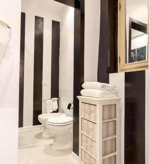 اتاق استاندارد, Palazzo Dalla Rosa Prati