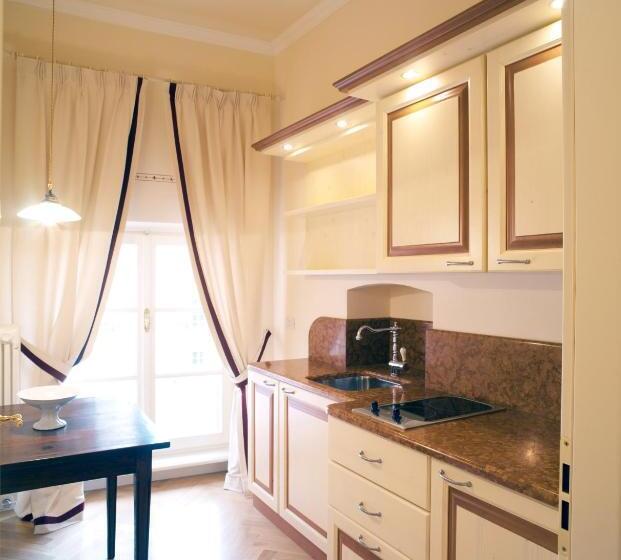 سوییت جونیور, Palazzo Dalla Rosa Prati