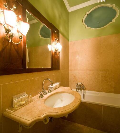 سوییت خانوادگی, Palazzo Dalla Rosa Prati