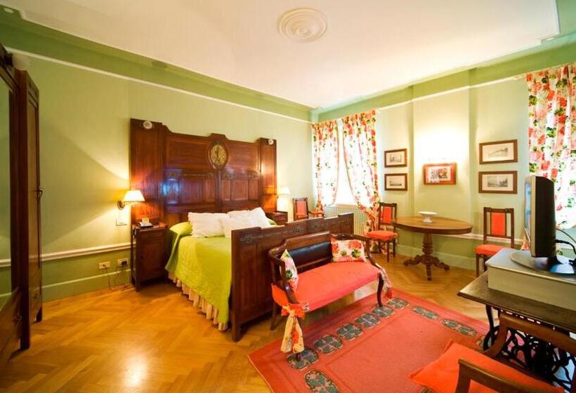 سوییت خانوادگی, Palazzo Dalla Rosa Prati