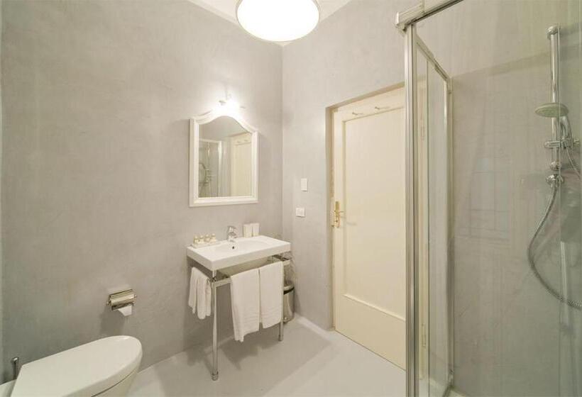 آپارتمان 3 خوابه, Palazzo Dalla Rosa Prati