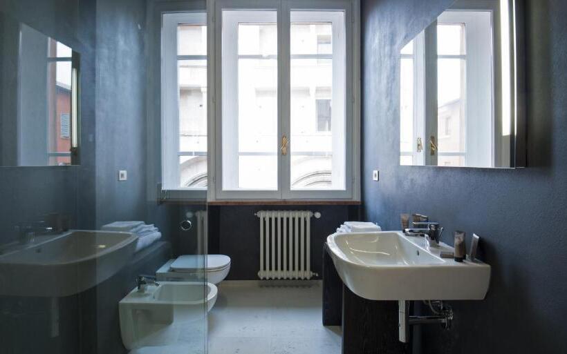 سوئیت دلوکس 2 خوابه, Palazzo Dalla Rosa Prati