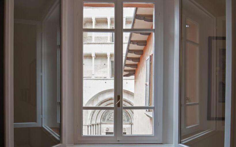 سوئیت دلوکس 2 خوابه, Palazzo Dalla Rosa Prati