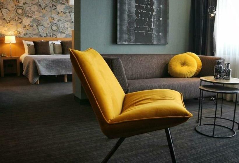 דירת חדר, Van Der Valk Drachten