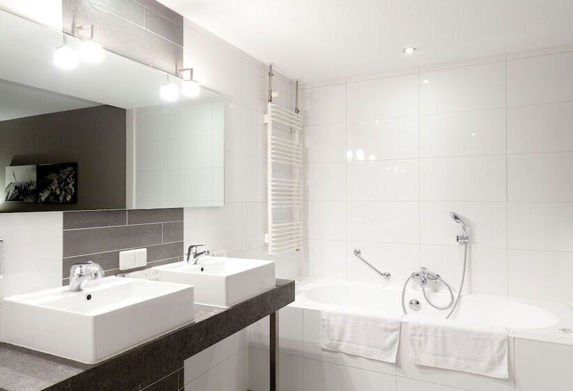 דירת חדר, Van Der Valk Drachten