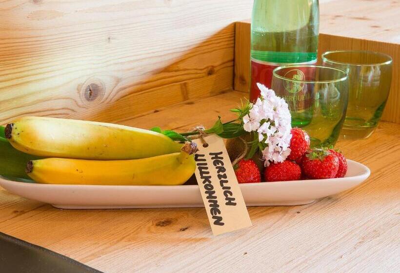 شقة غرفتين, Walisgaden Superior