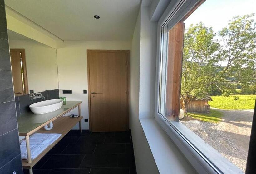 غرفة ديلوكس مزودة بشرفة, Panoramahotel Sonnhalde