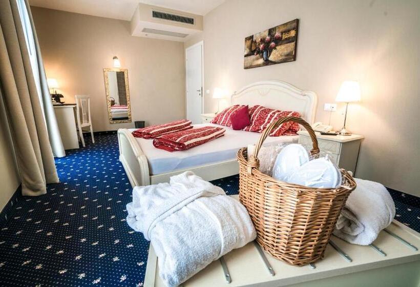 غرفة قياسية, Borgo Dei Poeti Romantik Wellness & Spa