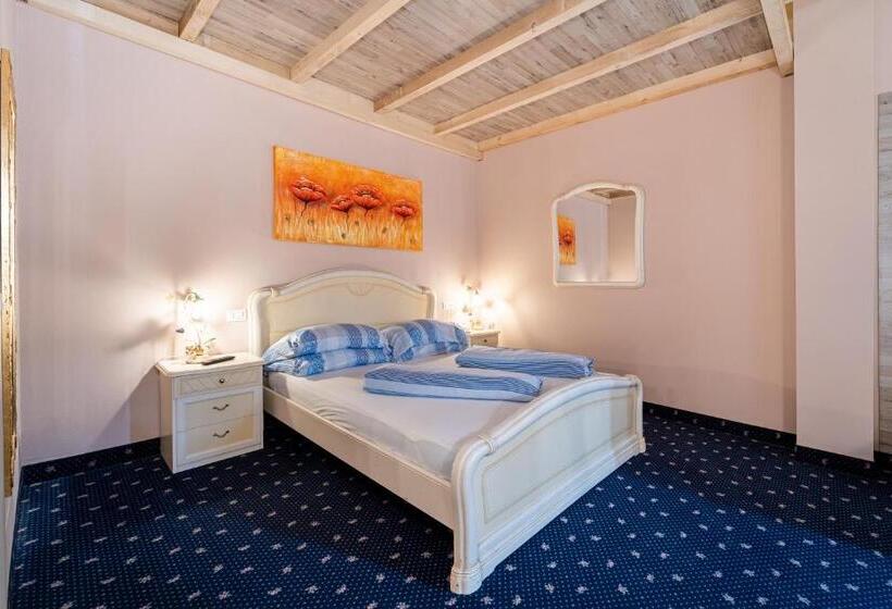 غرفة إقتصادية, Borgo Dei Poeti Romantik Wellness & Spa