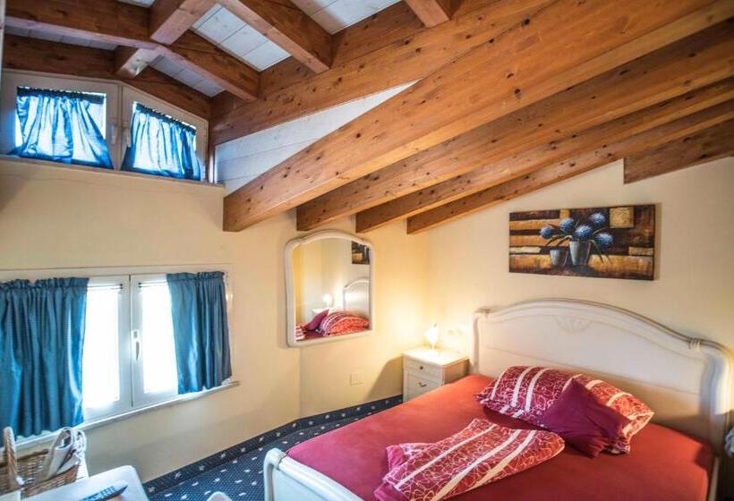 غرفة إقتصادية, Borgo Dei Poeti Romantik Wellness & Spa