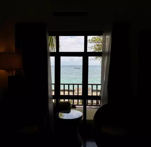 ویلای لوکس 1 خوابه, Tunamaya Beach & Spa Resort Tioman Island