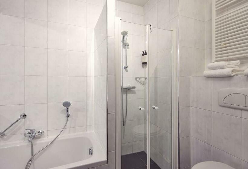 Номер Комфорт, Van Der Valk Hotel Arnhem