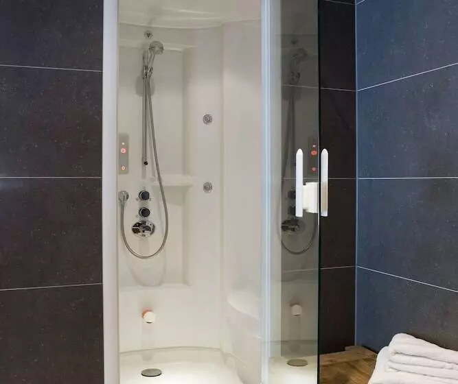 اتاق استاندارد, Van Der Valk Hotel Arnhem