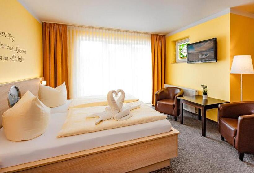 带厨房的小型号套房, Aparthotel Strandhus