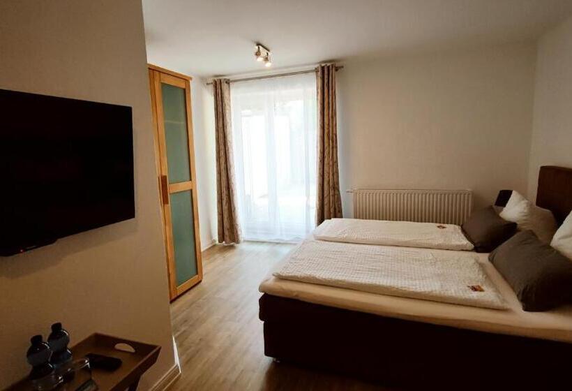 Номер Комфорт, Pension Glückstadt