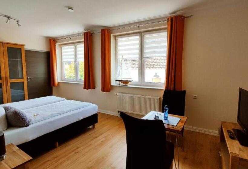 Номер Комфорт, Pension Glückstadt