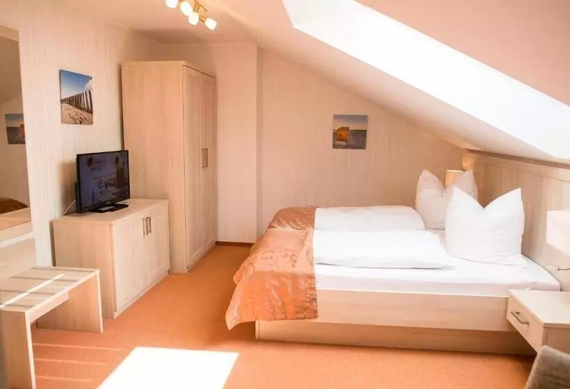 Standard Triple Room, Alter Landkrug