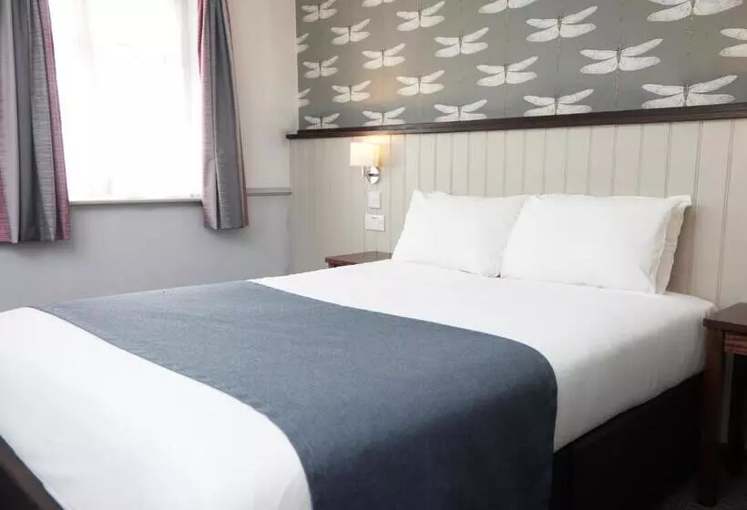 Standard Single Room, Charnwood Arms