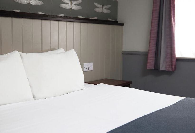 غرفة قياسية, Charnwood Arms