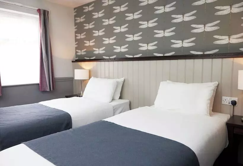 Standard Room, Charnwood Arms