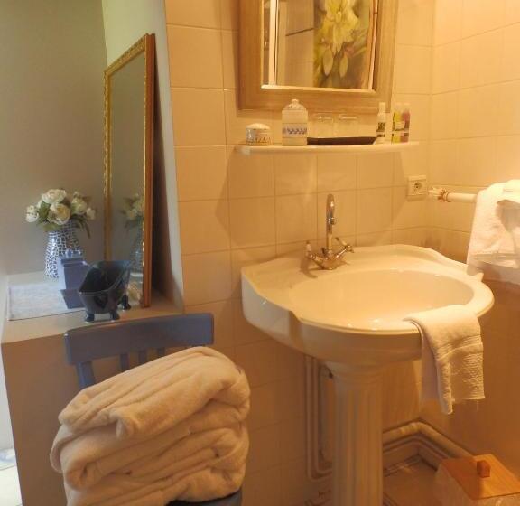 חדר סטנדרט, Château Du Pin   Teritoria