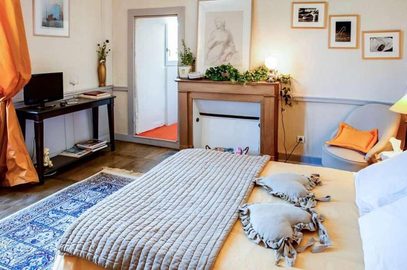 סוויטה, Château Du Pin   Teritoria