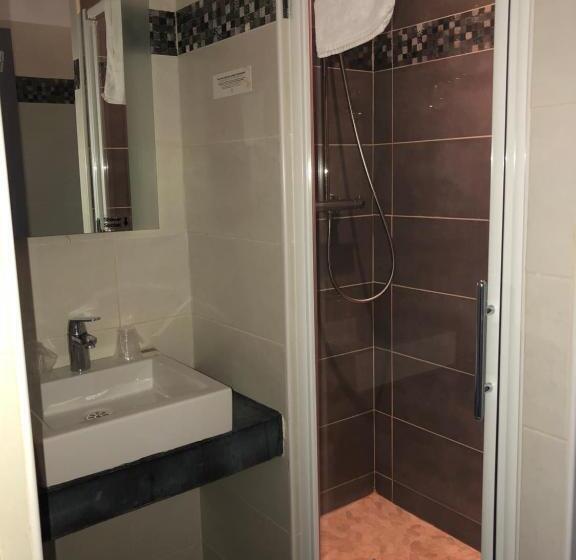 Standard Trippelrum, Logis   Hôtel Du Nord Et Restaurant La Table D Elisa