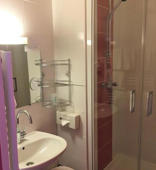 חדר סטנדרט, Hôtel Restaurant Le Grillon