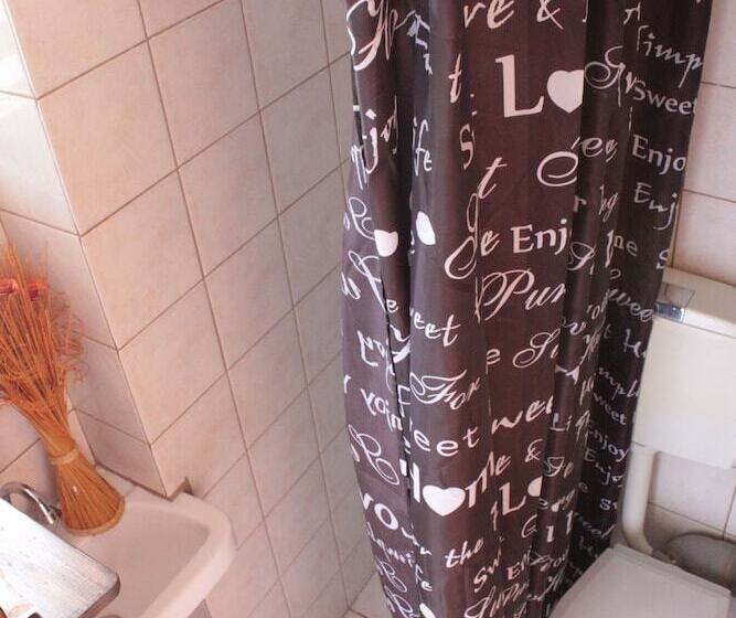 غرفة قياسية ثلاثية, Keramos