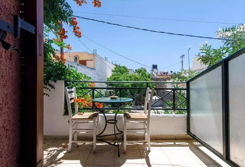 Chambre Familiale, Keramos
