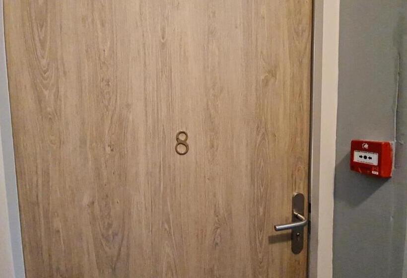 Номер Deluxe, Le C Boutique Hôtel