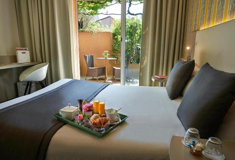 テラス付きスタンダードルーム, Le Carré D Alethius Logis Hôtel Restaurant