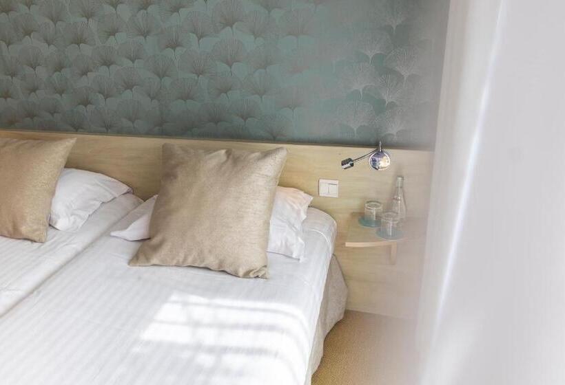 テラス付きスタンダードルーム, Le Carré D Alethius Logis Hôtel Restaurant