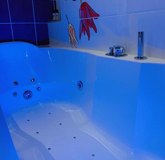 テラス付スーペリアルーム, Le Carré D Alethius Logis Hôtel Restaurant