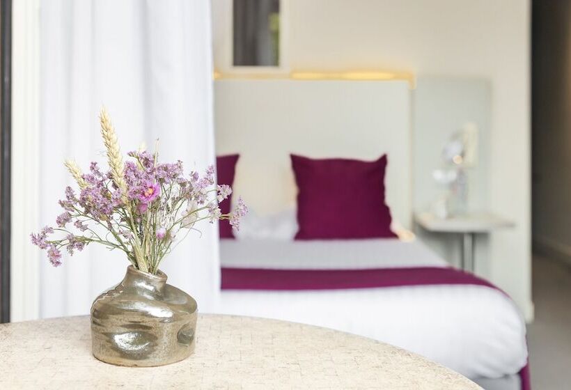 テラス付スーペリアルーム, Le Carré D Alethius Logis Hôtel Restaurant