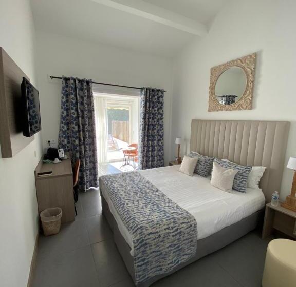 ジュニアスイート, Le Mas De Cocagne