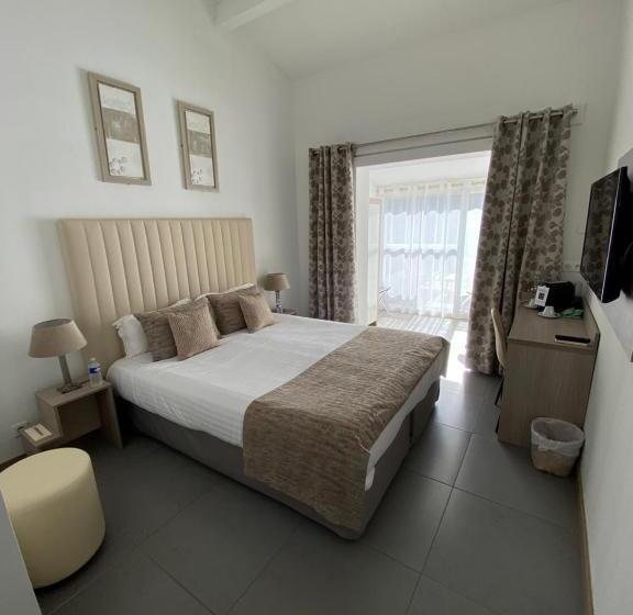 ジュニアスイート, Le Mas De Cocagne