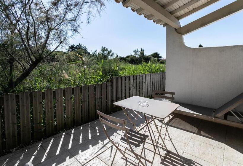 クラブルーム, Le Mas De Cocagne