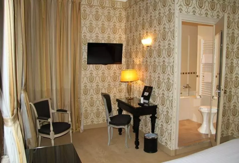 Quarto Superior Individual, Le Regent