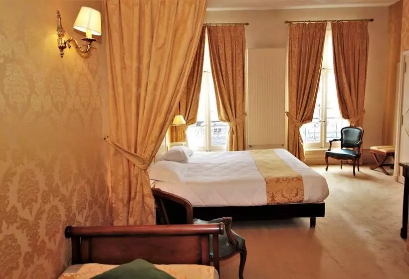Quarto Familiar, Le Regent