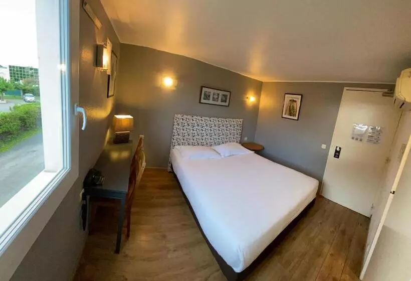 スーペリアールーム, Contact Hotel Le Sud Montpellier Aéroport Parc Expo Arena