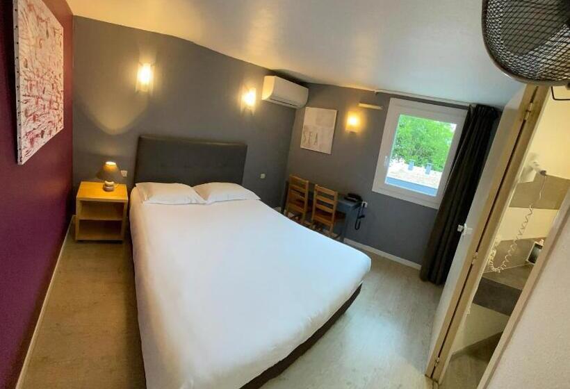 Номер Superior, Contact Hotel Le Sud Montpellier Aéroport Parc Expo Arena