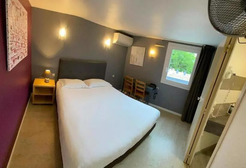 スーペリアールーム, Contact Hotel Le Sud Montpellier Aéroport Parc Expo Arena