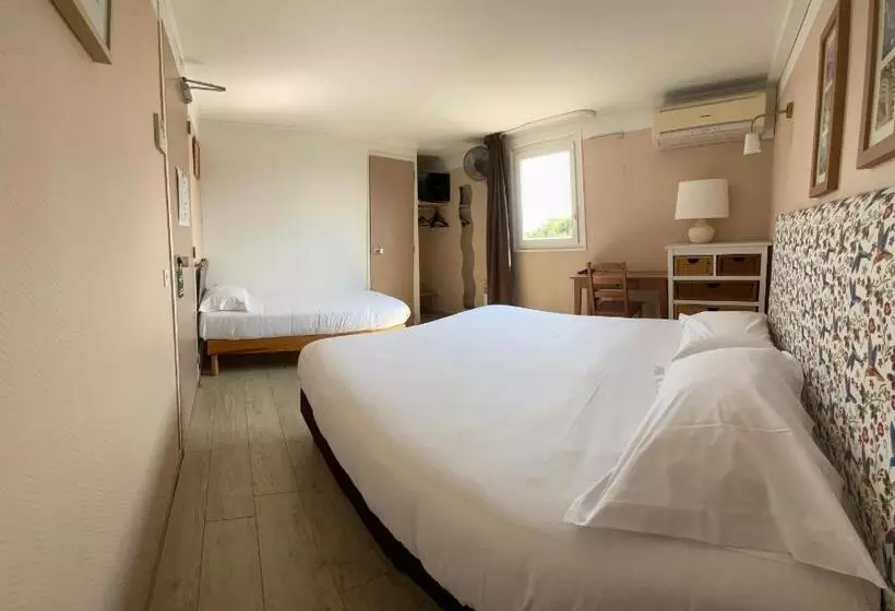 スタンダードトリプルルーム, Contact Hotel Le Sud Montpellier Aéroport Parc Expo Arena